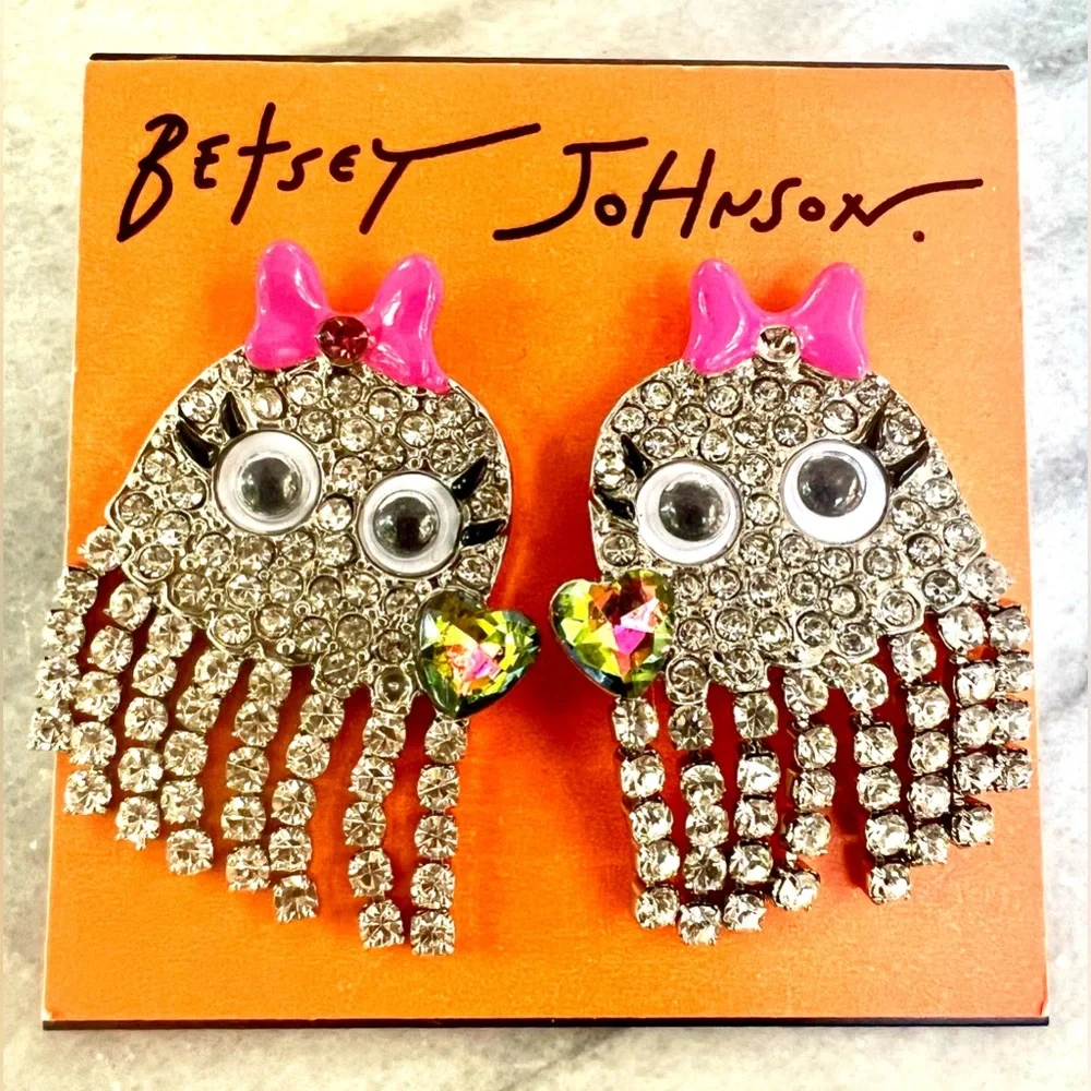 π» Rich Witch Ghost (or Ms. PAC-man!) Earrings by Betsy Johnson, Pierced, NWT π» - Picture 1 of 3